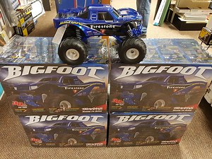 * R/C TRUCKS , CRAWLERS AND CARS