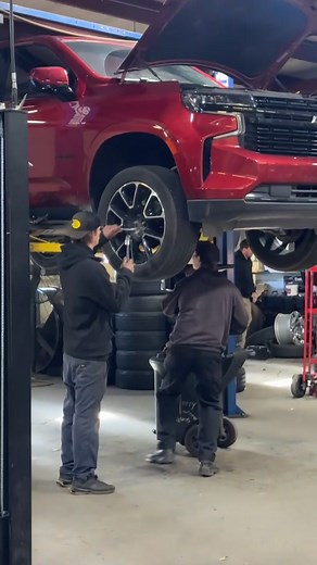 The Importance of Lube Technicians in Automotive Care