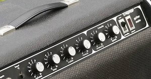 A Short Guide to Vintage Traynor Amps