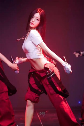 써머의 미스터 (카라) #오드유스 #팬미팅 #써머 #세로직캠 #ODDYOUTH #SUMMER #shorts #shortvideo #short