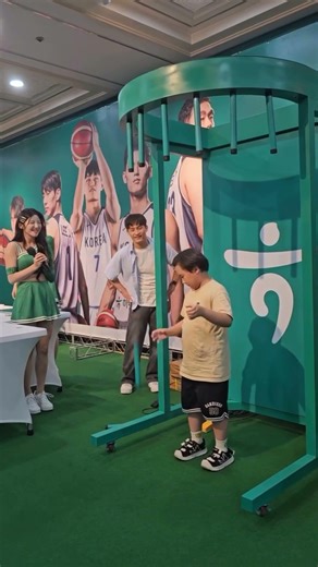 He Thought He’d Ace This Reaction Test😬