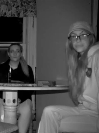 During the session utilizing the SB7 spirit box in the séance room at Wildwood Sanatorium, while Chelsea and Jamie maintained contact with spirits, Jamie experienced a sensation of being gripped on her leg, accompanied by a voice that pronounced the word 'Bite.' We inspected Jamie's leg but discovered no signs of anything out of the ordinary; nonetheless, the communication occurring in the room was notably effective. #paranormal #creepy #ghost #scary #haunted #spiritbox