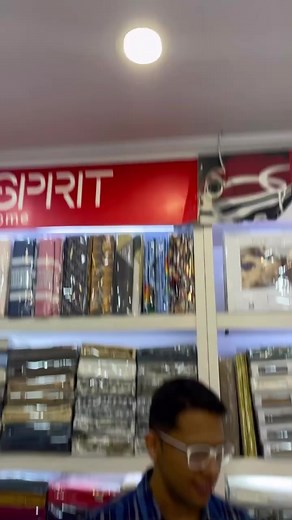 Variety Handloom collections presents Malako bedsheet in High thread count in king size 275*275 .. For order u can call or whtsapp us @ 9205430829. #classyinteriors #bedsheet #interordesign #bedcover #bedspread#varietyjewels #varietyhandloom #rajourigarden #varietyhandloomcollections #onlineshopping | VARIETY JEWELS