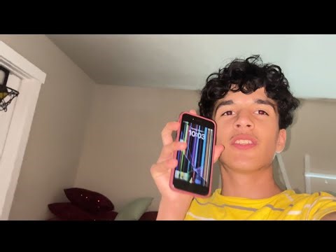 Cracked Phone Screen Prank On Brother!!