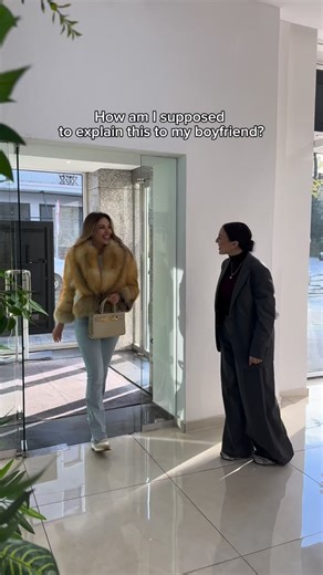 1.2M views · 142 reactions | Babe I swear I don’t even know how I ended up here #princessbride #weddinghousedüsseldorf #bride #princessbride #princessdress #wedding #hochzeitskleid #brautkleid #bridalstore #weddingdress #dress #bridal #reels | ＥＬＢＩＳＥＬＬＡ | Facebook