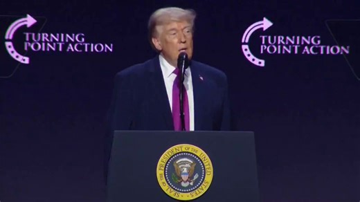 THIS IS SO HILARIOUS 😂😂🇺🇸 Trump at 18:00 –– "I have made Iran open the Strait of Hormuz so now NATO countries are calling me if i need help to coordinate. I told them i need no help" 🇪🇸 Spain at 18:10 –– 🔥 "That's a lie. We never called him to coordinate with US military at Strait of Hormuz or in fact, anywhere. He is still living in delusion like he did for the last two months" 🤣Under Perdo Sánchez leadership, it is impossible that Spain will ever bow down to Trump or offer help 🫡