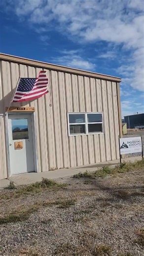 18 reactions | Engineering Associates would like to thank our veterans: past, present, and future, for their service to our country! | Engineering Associates | Facebook