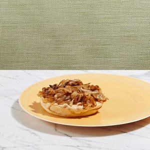 12 reactions | Can you handle the heat of our Java Lava Burger? #thisishardrock | Hard Rock Cafe Vienna | Facebook