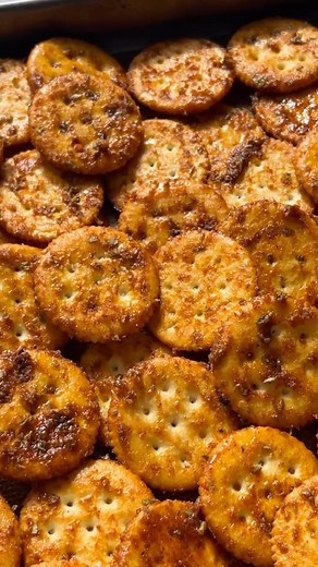when i say i’m having me time, this is what i mean 🤩 who are you sharing seasoned sweet & spicy RITZ with? 📸: @allergic.girl.eats | Ritz Crackers
