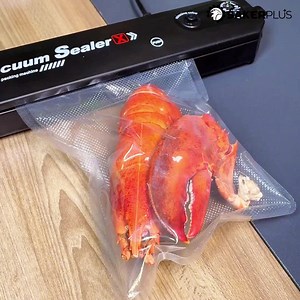 🛍️✨ Keep food fresh and flavorful with the Saker Vacuum Sealer! 🌽🥩 | Sakerplus