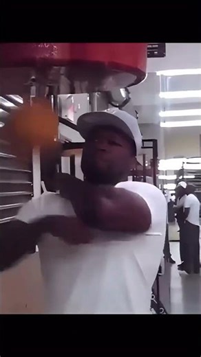 50 Cent Shows Off His Boxing Skills 🥊💪 #50Cent #Boxing