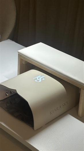 @abnaildit on Instagram: "we love a fresh new LED lamp— @kiaraskynails pro gel lamp III in nude, so stunning…only the best of the best for my clients…which means you BETTER not move your hands around in it! 🤣 Keep it fresh babe #kiarasky #nails #nailartist #nailstudio #nailaesthetics"