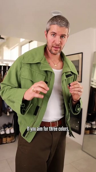 How to Combine Colors in Outfits | Styling Tips