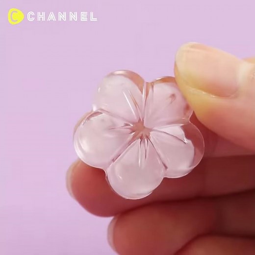 【アイロンビーズ】懐かしのビーズを溶かしたら、お花のリングができました♡クッキングシート＊UV LEDレジン「星の雫」
