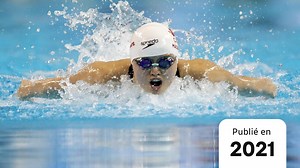 Margaret MacNeil termine première de sa vague au 100m papillon