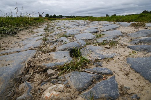 Parigi-Roubaix 2022 oggi: orari, tv, programma, streaming, favoriti, percorso, settori in pavé