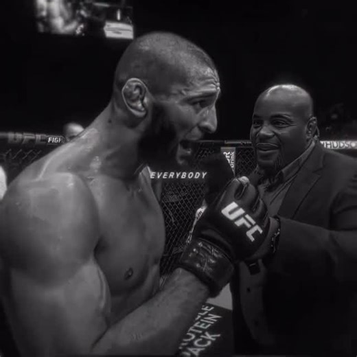 khamzat chimaev on Instagram: "This chimpanzee could arguably pass a memory test faster than most humans. 🧩⚡ In controlled cognitive experiments, chimpanzees can memorize the exact position of numbers on a screen after seeing them for just a fraction of a second, then recall them flawlessly once the numbers disappear. Humans, even when trained, consistently struggle to match this performance. The reason is neurological. Chimpanzee brains are optimized for rapid visual processing and instant rec