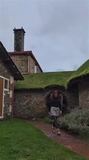 Fogar de Breogán 📍 Parece sacado de la película de Shrek o del señor de los anillos A cual se parece ? #galicia #fogardebreogan #pontevedra #travel