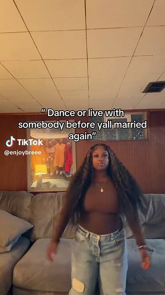 Danza o vive con alguien antes del matrimonio