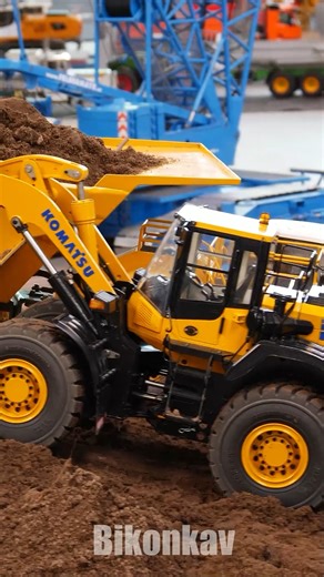 RC Construction Site #komatsu #dumptruck #earthmover | Bikonkav RC Trucks
