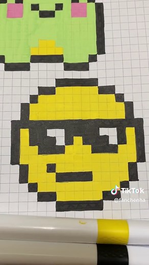 Pixel Art Ideas: Smiley Face Designs