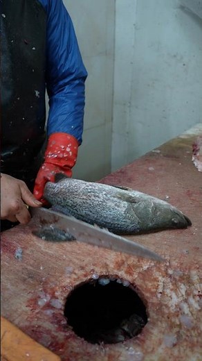 easiest way to clean sea bass at home