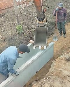 809K views · 2.3K reactions | Struggles of working in construction! | Makeup Gallery | Facebook