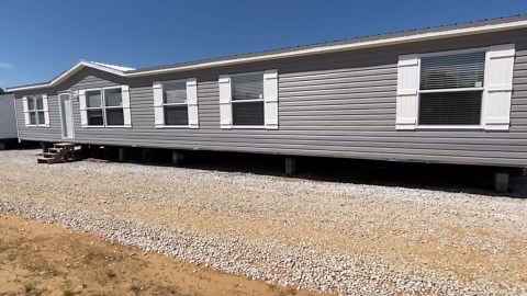 Burlington by Hamilton Homebuilders | 4 bed, 2 bath mobile house tour