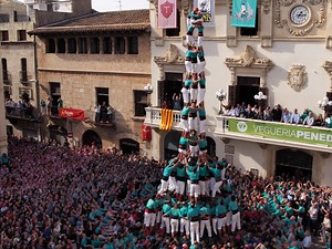 Catalonia’s Human Towers : The Art Of Castells
