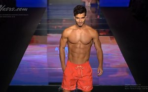 TJ Swim泳装时装秀 如此Q弹你值得拥有~~～