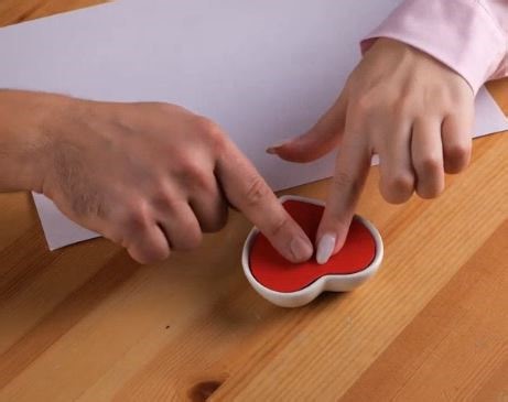 1.2M views · 3.7K reactions | Personal Touch! Unique DIY Crafts Using Your Fingerprints! | 5-Minute Crafts | Facebook