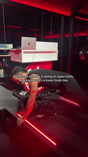 Workout Mix-Up: Bicep Curls on Leg Day?!