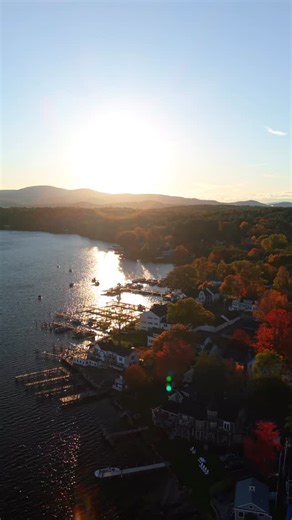 11 reactions | Autumn in Wolfeboro never fails to take our breath...