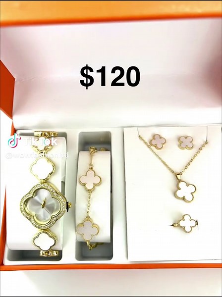 Discover Clover Jewelry Gift Sets for Valentine's Day