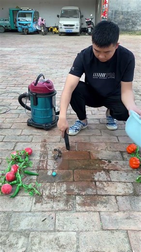 Tengba 3000W High-Power Vacuum Cleaner for Home and Commercial Use Dry and Wet Airflow Five.