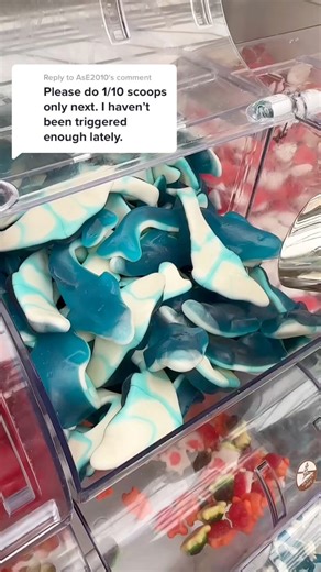 😖😫NOOOOOOO… Why do we have to have triggering 1/10 scoops on a nice, relaxing Sunday?!😫😖 #reels #viral #satisfying #asmr #explorepage #candies #funny | Poppin Candy