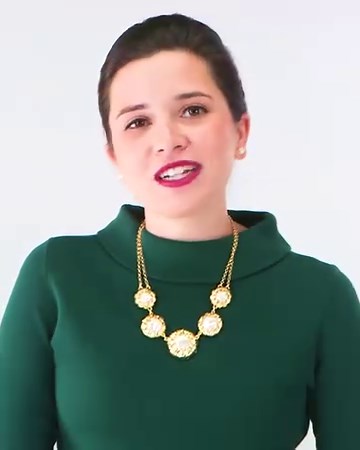 If you’re looking for a striking finale to complete your holiday dinner party, we have the cake for you! Get the recipe: https://trib.al/0AQGnf3 | Southern Living