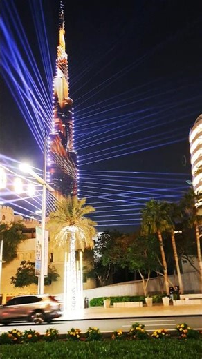 Burj Khalifa Light Show Downtown Dubai #subscribe #like #travel #trendingshorts #tour#dubaitourplace