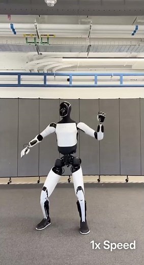 Tesla Announces Smooth Movements of Robot Optimus