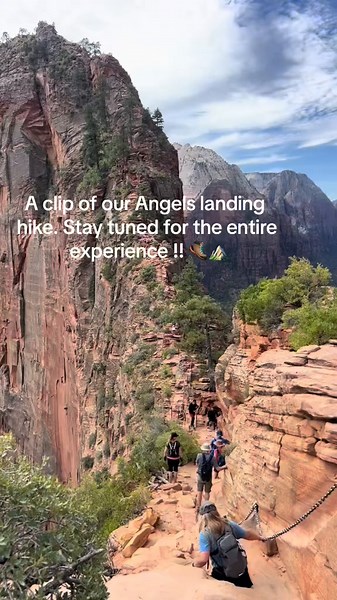 Angel’s landing is one of the most dangerous and strenuous hikes i did in my life. Stay tuned for the full experience and watch out for the beautiful photos!! #hlpresha #hiking #zion #landscape #photography #nature