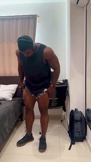 66K views · 100 reactions | Sábado 轢#gym #workout #strong #lifestyle #motivation | Pure chocolate | Facebook