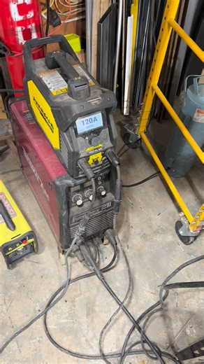 This @esabweldingcutting renegade volt has been an incredible machine for what I do. - Not only can it run fully battery powered, but it has a hybrid mode which runs 120v and battery power, or if you are working around 240v it will weld with up to 200 amps of output. - When Im in the shop I plug it directly in and can run non stop 1/8 or 5/32 7018 rods. - #esab @ernerbrand #welding | Toolaholic