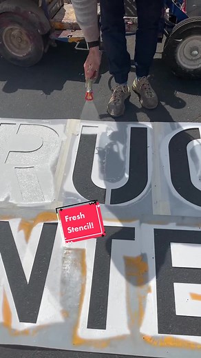 People talk about pavement maintenance… but did you know it could looks so good and be so much fun! #bluecollarASMR #striping #painting #satisfying #oregon