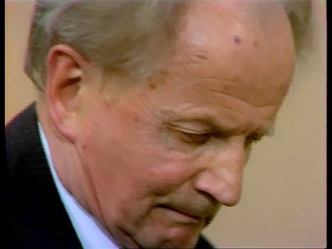 Wilhelm Kempff plays Beethoven: Piano Sonatas No.14 "Moonlight" & No.27 Op.90 (1970)