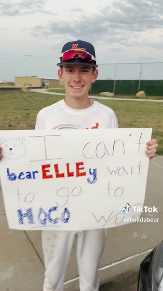 Build-A-Bear Homecoming Proposal Ideas | Hoco Proposal Surprise