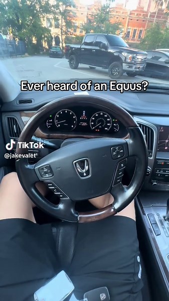 Discover the Luxury of Hyundai Equus Cars