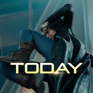 That's one way to make an entrance. Alita: Battle Angel is available on Blu-ray and Digital TODAY! http://bit.ly/Own-Alita | Alita: Battle Angel