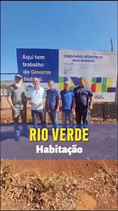 ✅🗺️HABITAÇÃO: RIO VERDE RECEBE NOVAS MORADIAS PELO PROGRAMA MINHA CASA, MINHA VIDA Em Rio Verde visitei obras do governo federal, mais especificamente na área da habitação. São cerca de 3.000 moradias, 500 delas a custo zero, e as demais subsidiadas pelo programa Minha Casa, Minha Vida. Um investimento de R$400 milhões do governo do presidente Lula. Esse é o compromisso do presidente Lula com habitação para todas as pessoas. Esse é meu trabalho em Brasília, esta é a minha missão. ✍️Deputado Fed