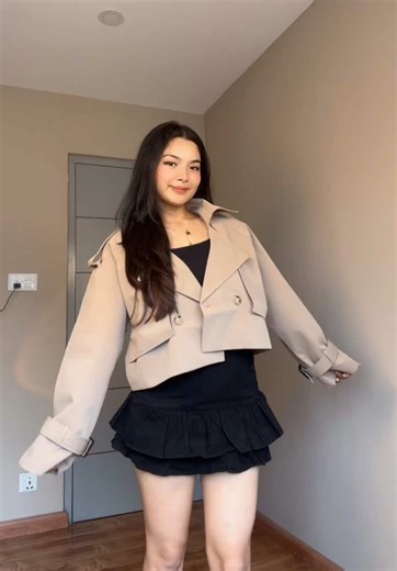 Stylish Crop Trench Coat and Mini Skirt Outfit Ideas