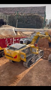 13K views · 80 reactions | HUINA 1/14 Hydraulic RC Excavator K970 Install GPS Refit a smoke system is even more charming. 朗 Super smooth operation. 樂What do you like about it? Ps from netizens #rcmodel #rcexcavator #rcmodels #rchuina #Toucanhobby | Toucanhobby RC Model | Facebook